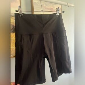 OFFLINE by Aerie Goals Hi Rise Pocket Bike Short 7” Size M